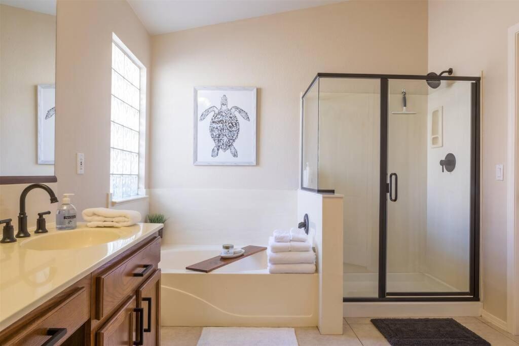 Private Paradise With Pool Heater, Spa, Billiards Avondale Exterior photo